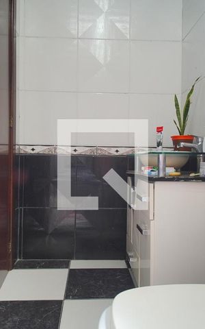 Casa à venda com 218m², 3 quartos e 10 vagasBanheiro da Suíte 1