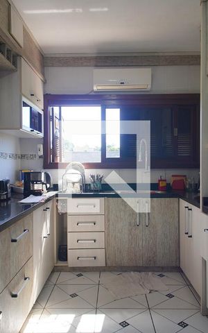 Casa à venda com 218m², 3 quartos e 10 vagasCozinha