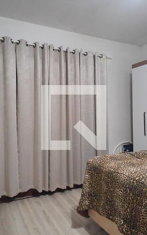 Casa à venda com 218m², 3 quartos e 10 vagasSuíte 2