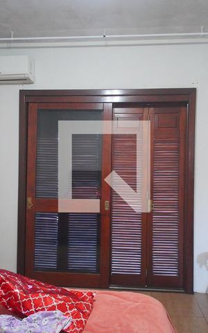 Casa à venda com 218m², 3 quartos e 10 vagasSuíte 1