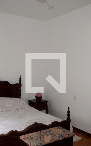 Casa à venda com 300m², 3 quartos e 2 vagasQuarto
