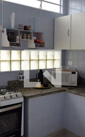 Casa à venda com 300m², 3 quartos e 2 vagasCozinha 
