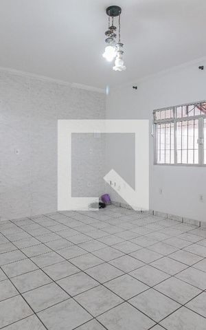 Casa à venda com 240m², 3 quartos e 3 vagasSala 
