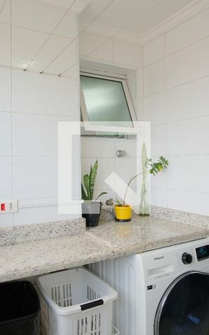 Apartamento para alugar com 80m², 3 quartos e 2 vagasÁrea de Serviço