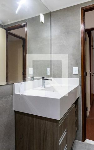 Apartamento para alugar com 67m², 2 quartos e 1 vaga Apartamento para alugar com 67m², 2 quartos e 1 vagaBanheiro