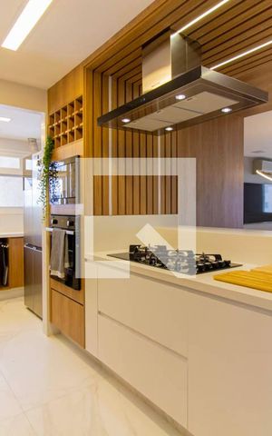 Apartamento à venda com 114m², 3 quartos e 2 vagas Apartamento à venda com 114m², 3 quartos e 2 vagasCozinha