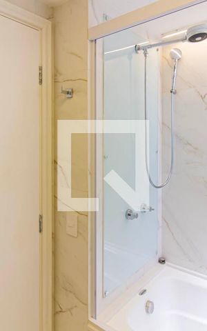 Apartamento à venda com 114m², 3 quartos e 2 vagas Apartamento à venda com 114m², 3 quartos e 2 vagasBanheiro do Suíte