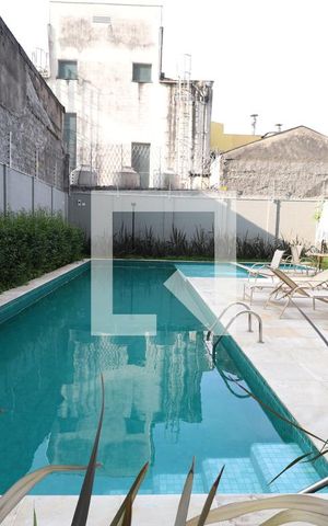 Apartamento à venda com 38m², 2 quartos e sem vagaÁrea comum - Piscina