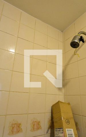 Apartamento à venda com 160m², 4 quartos e 2 vagas Apartamento à venda com 160m², 4 quartos e 2 vagasBanheiro de serviço