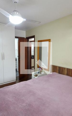 Apartamento à venda com 160m², 4 quartos e 2 vagas Apartamento à venda com 160m², 4 quartos e 2 vagasSuíte