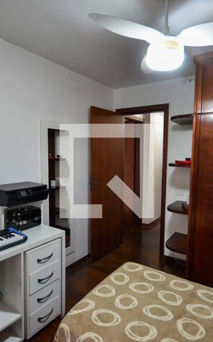 Apartamento à venda com 160m², 4 quartos e 2 vagas Apartamento à venda com 160m², 4 quartos e 2 vagasQuarto 2