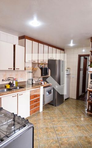 Apartamento à venda com 160m², 4 quartos e 2 vagas Apartamento à venda com 160m², 4 quartos e 2 vagasCozinha