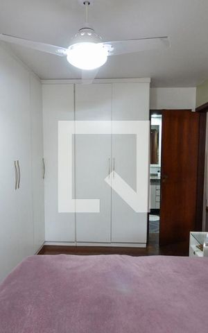 Apartamento à venda com 160m², 4 quartos e 2 vagas Apartamento à venda com 160m², 4 quartos e 2 vagasSuíte