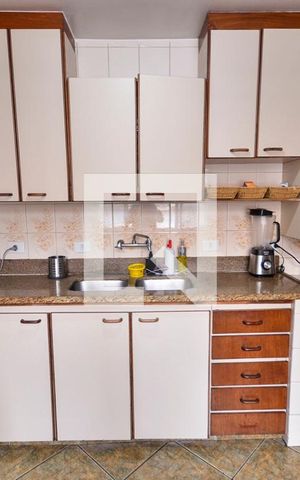 Apartamento à venda com 160m², 4 quartos e 2 vagas Apartamento à venda com 160m², 4 quartos e 2 vagasCozinha