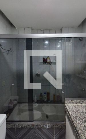 Apartamento à venda com 160m², 4 quartos e 2 vagas Apartamento à venda com 160m², 4 quartos e 2 vagasBanheiro da Suíte
