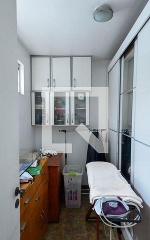 Apartamento à venda com 160m², 4 quartos e 2 vagas Apartamento à venda com 160m², 4 quartos e 2 vagasQuarto de Serviço