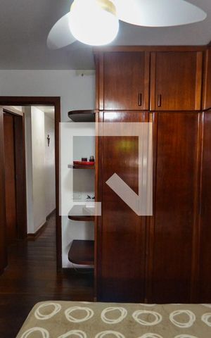 Apartamento à venda com 160m², 4 quartos e 2 vagas Apartamento à venda com 160m², 4 quartos e 2 vagasQuarto 2