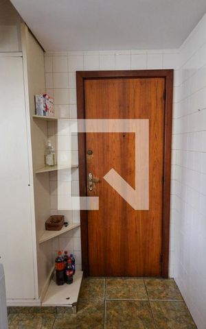 Apartamento à venda com 160m², 4 quartos e 2 vagas Apartamento à venda com 160m², 4 quartos e 2 vagasÁrea de Serviço