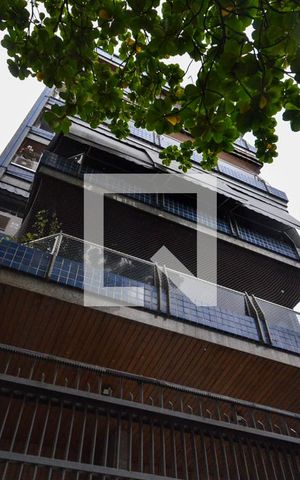 Apartamento à venda com 160m², 4 quartos e 2 vagas Apartamento à venda com 160m², 4 quartos e 2 vagasFachada