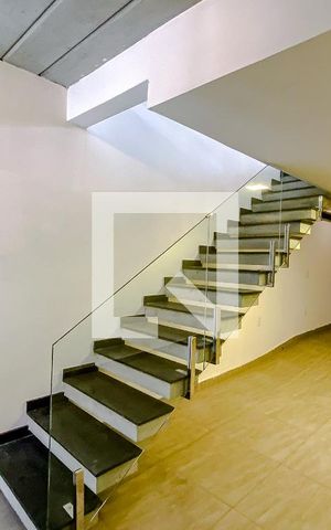 Casa à venda com 160m², 3 quartos e 2 vagasGaragem