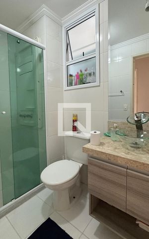 Apartamento à venda com 62m², 2 quartos e 1 vagaBanheiro Corredor