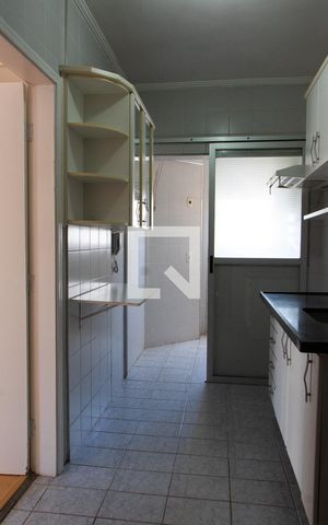 Apartamento à venda com 85m², 3 quartos e 2 vagas Apartamento à venda com 85m², 3 quartos e 2 vagasCOZINHA