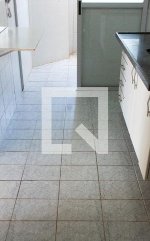 Apartamento à venda com 85m², 3 quartos e 2 vagas Apartamento à venda com 85m², 3 quartos e 2 vagasCOZINHA