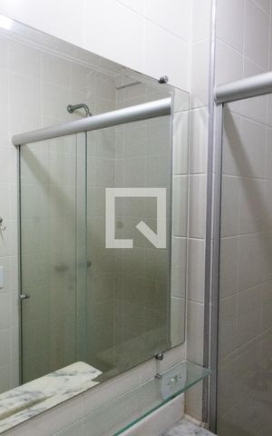 Apartamento à venda com 85m², 3 quartos e 2 vagas Apartamento à venda com 85m², 3 quartos e 2 vagasBANHEIRO SOCIAL