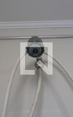 Apartamento à venda com 85m², 3 quartos e 2 vagas Apartamento à venda com 85m², 3 quartos e 2 vagasBANHEIRO DA SUITE
