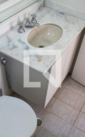 Apartamento à venda com 85m², 3 quartos e 2 vagas Apartamento à venda com 85m², 3 quartos e 2 vagasBANHEIRO DA SUITE