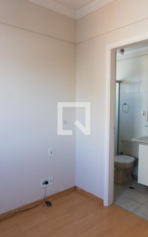 Apartamento à venda com 85m², 3 quartos e 2 vagas Apartamento à venda com 85m², 3 quartos e 2 vagasSUITE