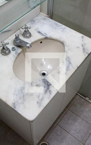 Apartamento à venda com 85m², 3 quartos e 2 vagas Apartamento à venda com 85m², 3 quartos e 2 vagasBANHEIRO SOCIAL