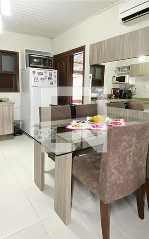 Casa à venda com 98m², 2 quartos e 2 vagasSala de Jantar