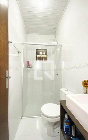 Casa à venda com 98m², 2 quartos e 2 vagasBanheiro