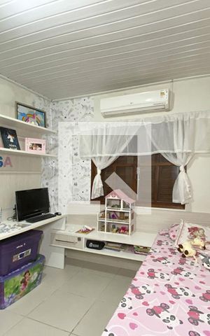 Casa à venda com 98m², 2 quartos e 2 vagasQuarto 1