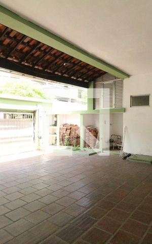 Casa de condomínio à venda com 500m², 4 quartos e 6 vagasGaragem 1