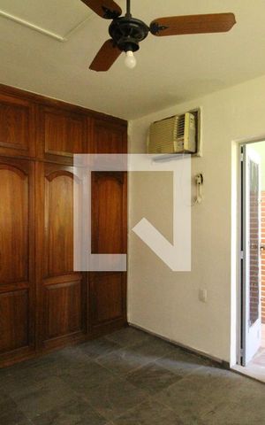 Casa de condomínio à venda com 500m², 4 quartos e 6 vagasQuarto 2