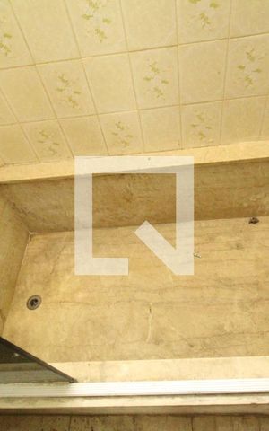 Casa de condomínio à venda com 500m², 4 quartos e 6 vagasBanheiro da suíte 2