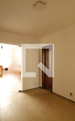Casa de condomínio à venda com 500m², 4 quartos e 6 vagasSala 3