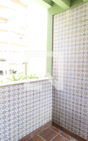 Casa de condomínio à venda com 500m², 4 quartos e 6 vagasSala 3 - Varanda