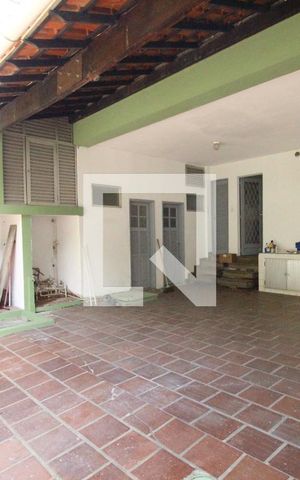 Casa de condomínio à venda com 500m², 4 quartos e 6 vagasGaragem 1