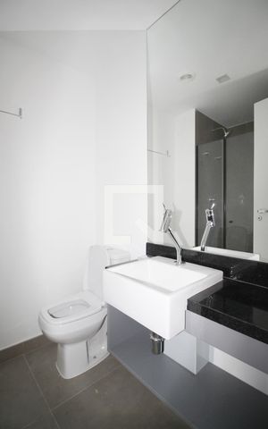 Studio à venda com 25m², 1 quarto e sem vaga Studio à venda com 25m², 1 quarto e sem vagaBanheiro