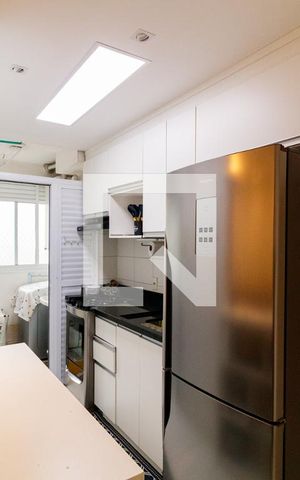 Apartamento à venda com 49m², 2 quartos e 1 vaga Apartamento à venda com 49m², 2 quartos e 1 vagaBanheiro