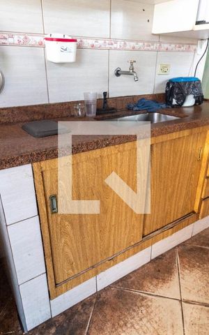 Casa à venda com 120m², 5 quartos e 1 vaga Casa à venda com 120m², 5 quartos e 1 vagaCozinha