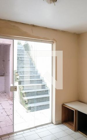 Casa à venda com 512m², 4 quartos e 6 vagasÁrea de serviço