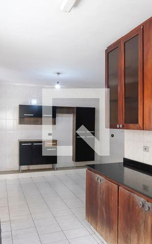 Casa à venda com 512m², 4 quartos e 6 vagasCozinha