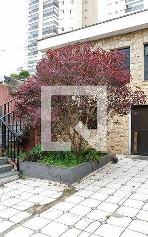 Casa à venda com 512m², 4 quartos e 6 vagasGaragem