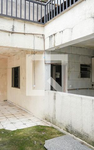 Casa à venda com 512m², 4 quartos e 6 vagasQuintal