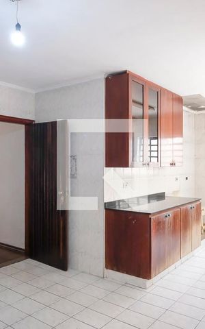 Casa à venda com 512m², 4 quartos e 6 vagasCozinha