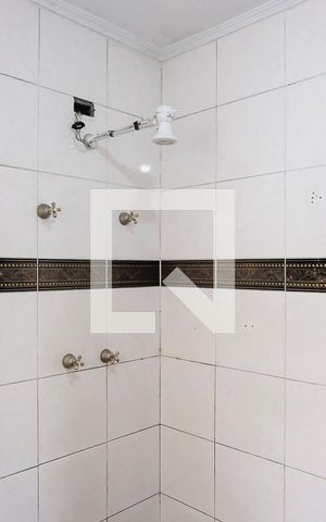 Casa à venda com 512m², 4 quartos e 6 vagasBanheiro 1